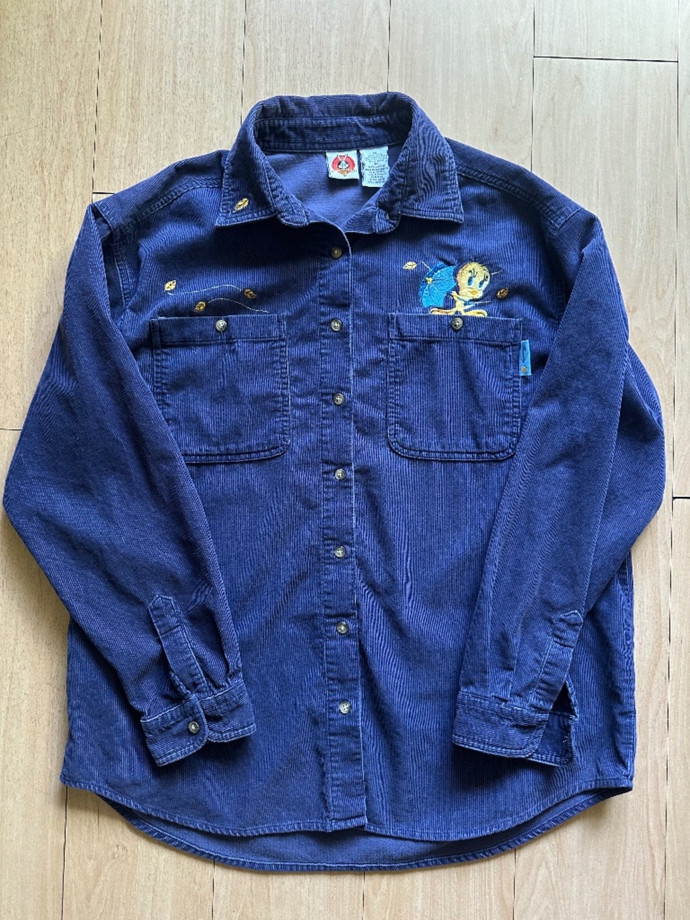 Vintage Looney Tunes Shirt Tweety Bird Corduroy Womens Button Up Long Sleeve M